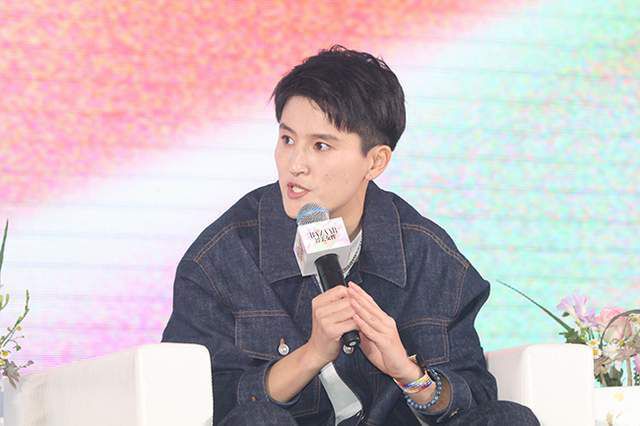 玉足脚交视频